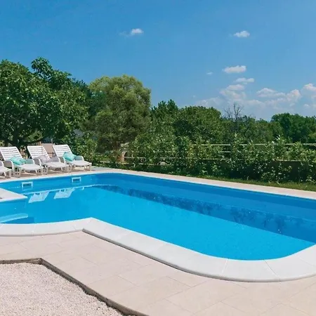 Villa Sunflower House With A Pool Omis