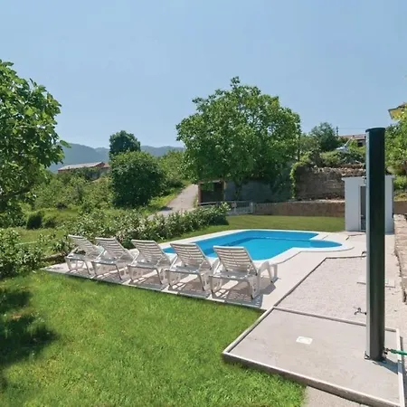 Villa Sunflower House With A Pool Omis