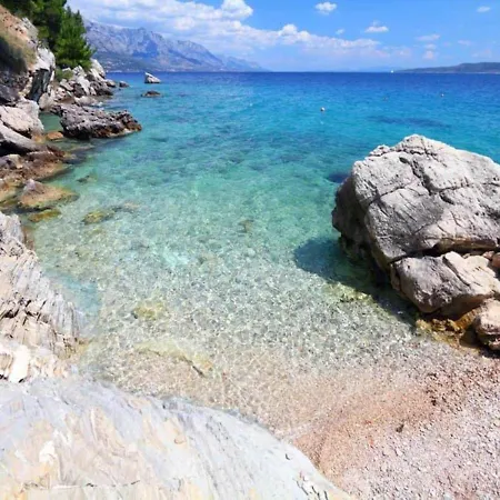 Sunflower House With A Pool Omis